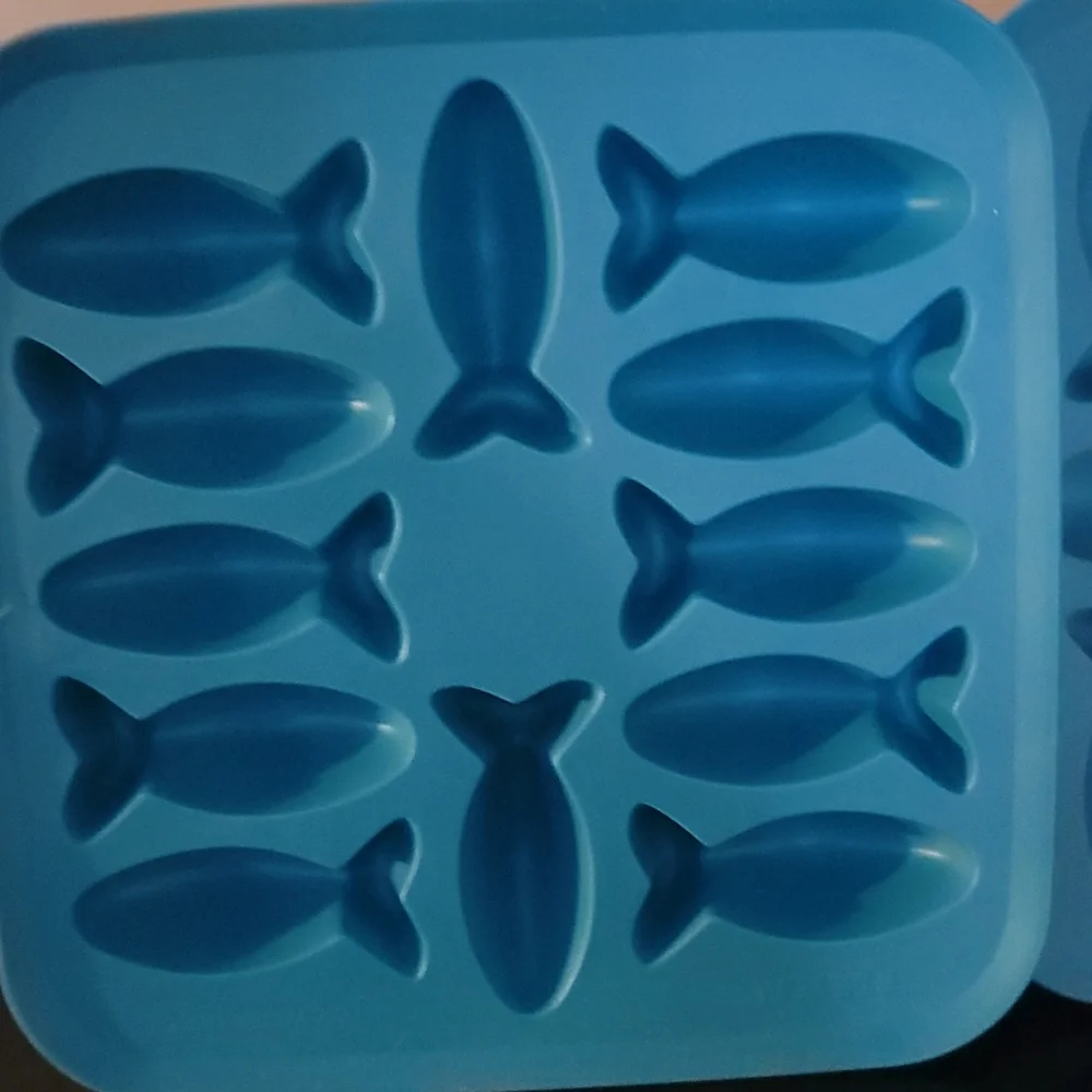 Fish Ice Tray and  Star Ice Tray set.
